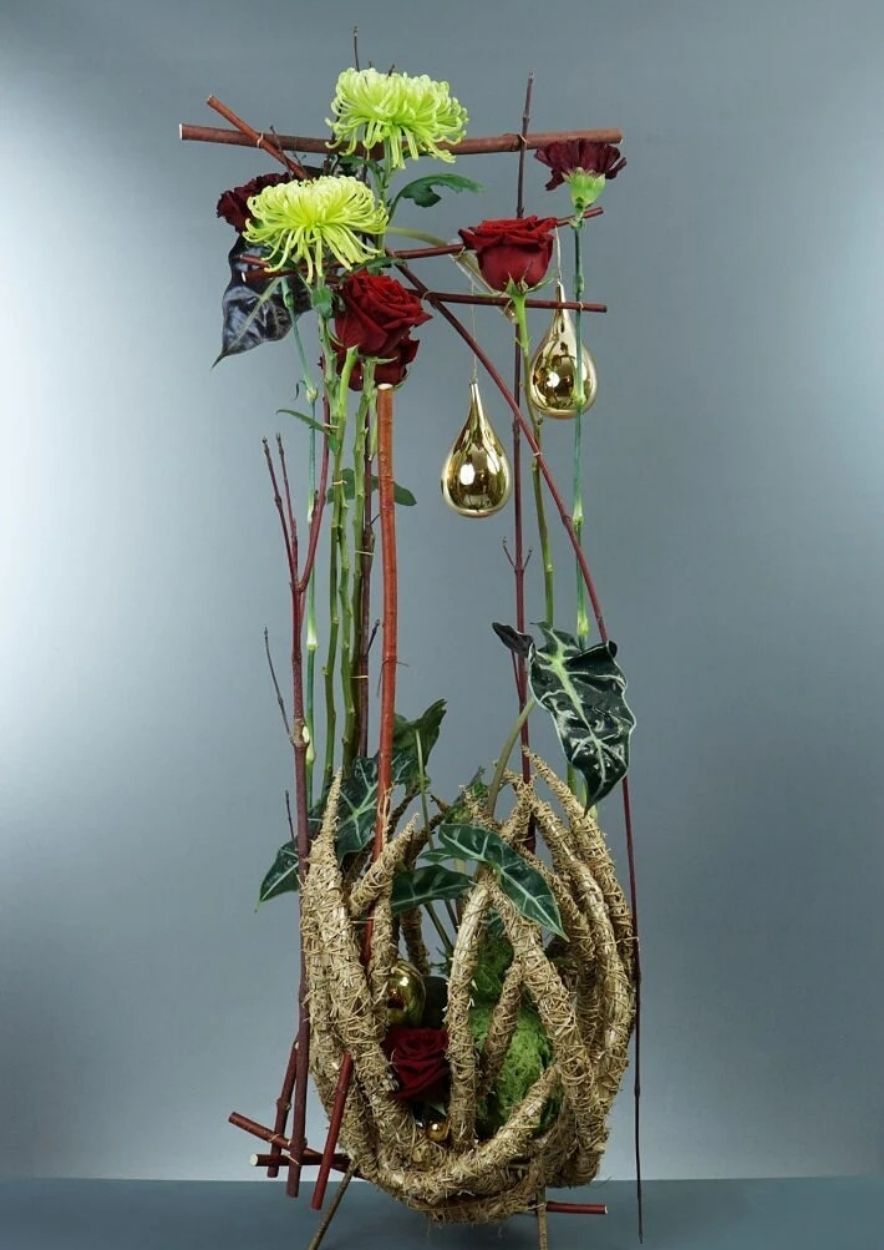 Festive Thinking - Christmas Crescent